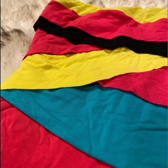 Beautiful colorful dress - Never used - size small - Picture 7 of 10